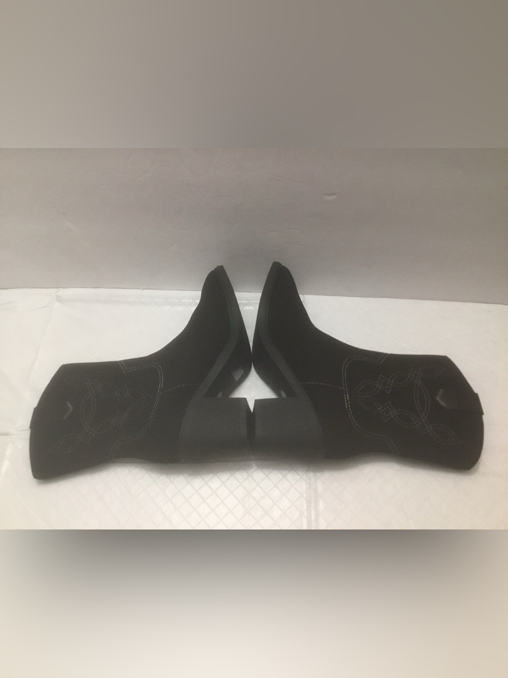 Black Vivaia Pointed Toe Block Heel Pumps size 36.5 - Picture 3 of 8